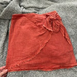 Pink lily gauze material skirt (size xs) never worn